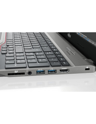 NB FUJITSU CELSIUS H5511 ESTAR 15,6"... NB FUJITSU CELSIUS H5511 ESTAR 15,6"...