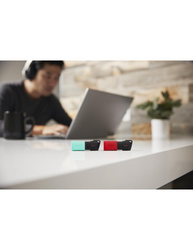 Pen Drive Kingston DataTraveler...