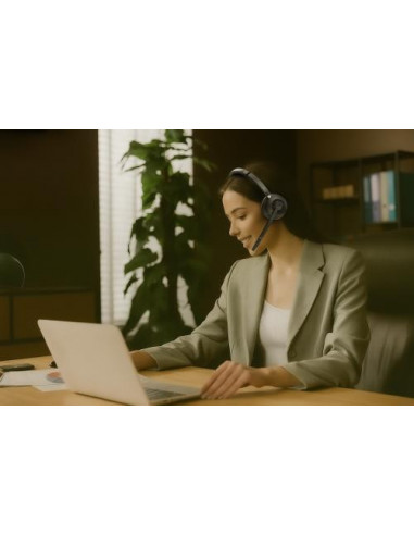 Auriculares Creative On-Ear Chat...