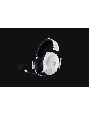 Auriculares Razer Blackshark V3...