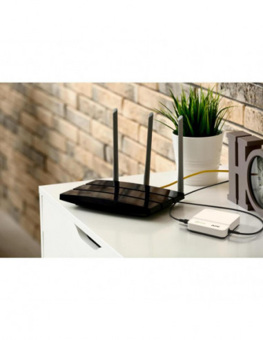 UPS APC Back-Ups Connect 12V Li, 36W,... UPS APC Back-Ups Connect 12V Li, 36W,...