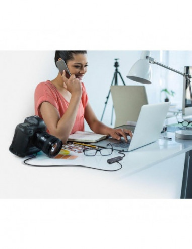 Hub USB-C D-Link DUB-2325, 5 Portas,...