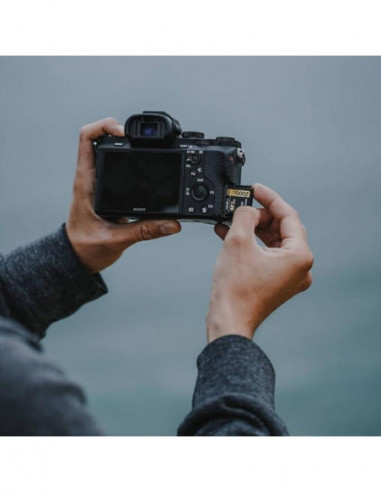 Cartão Lexar Professional 2000x SDXC... Cartão Lexar Professional 2000x SDXC...