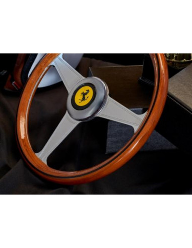 Volante ThrustMaster Ferrari 250 GTO... Volante ThrustMaster Ferrari 250 GTO...