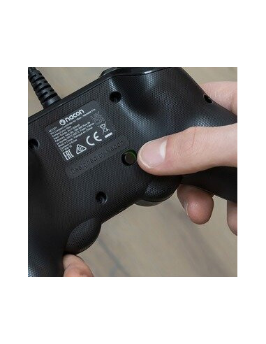 Comando Nacon Xbox Pro Compact, Preto Comando Nacon Xbox Pro Compact, Preto