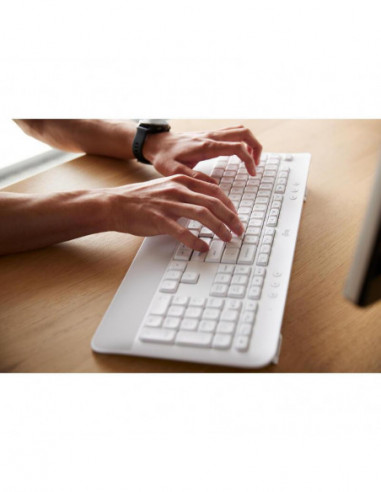 Logitech Signature Mk650 Combo For...