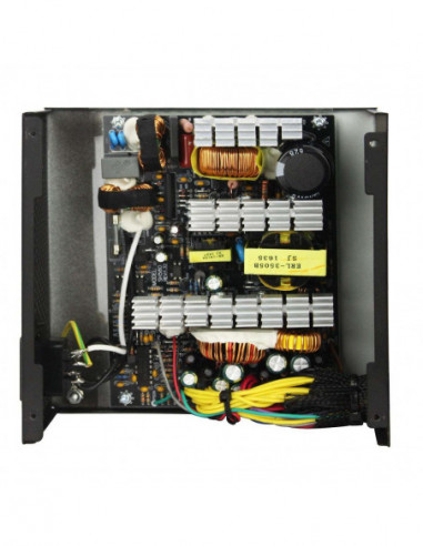 Fonte de Alimentação Gamemax GP-650... Fonte de Alimentação Gamemax GP-650...