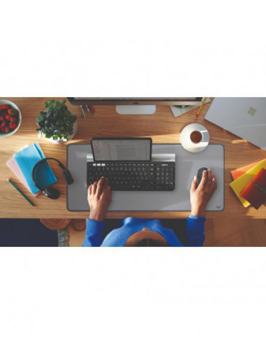 Logitech Studio Series Desk Mat -...